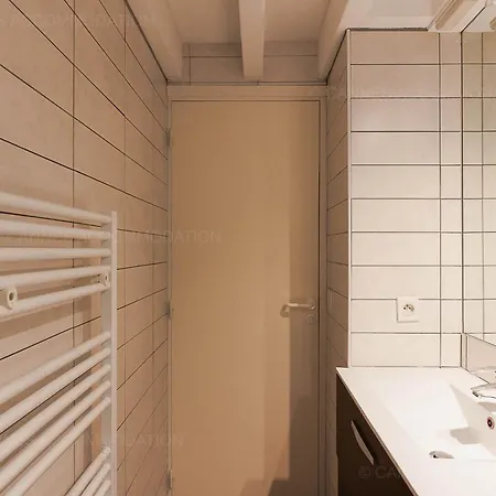 Aout 41 Appartement *